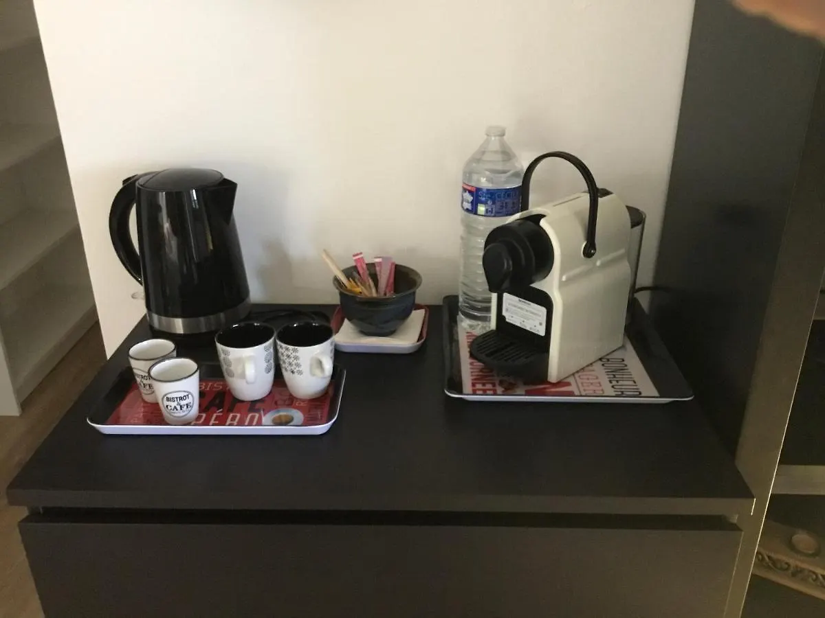 Séjour chez l'habitant Appartement Petit cocon dans le Luberon à Lauris France